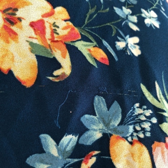 Loft Blue Floral Dress W Puffy Sleeves - Picture 9 of 9